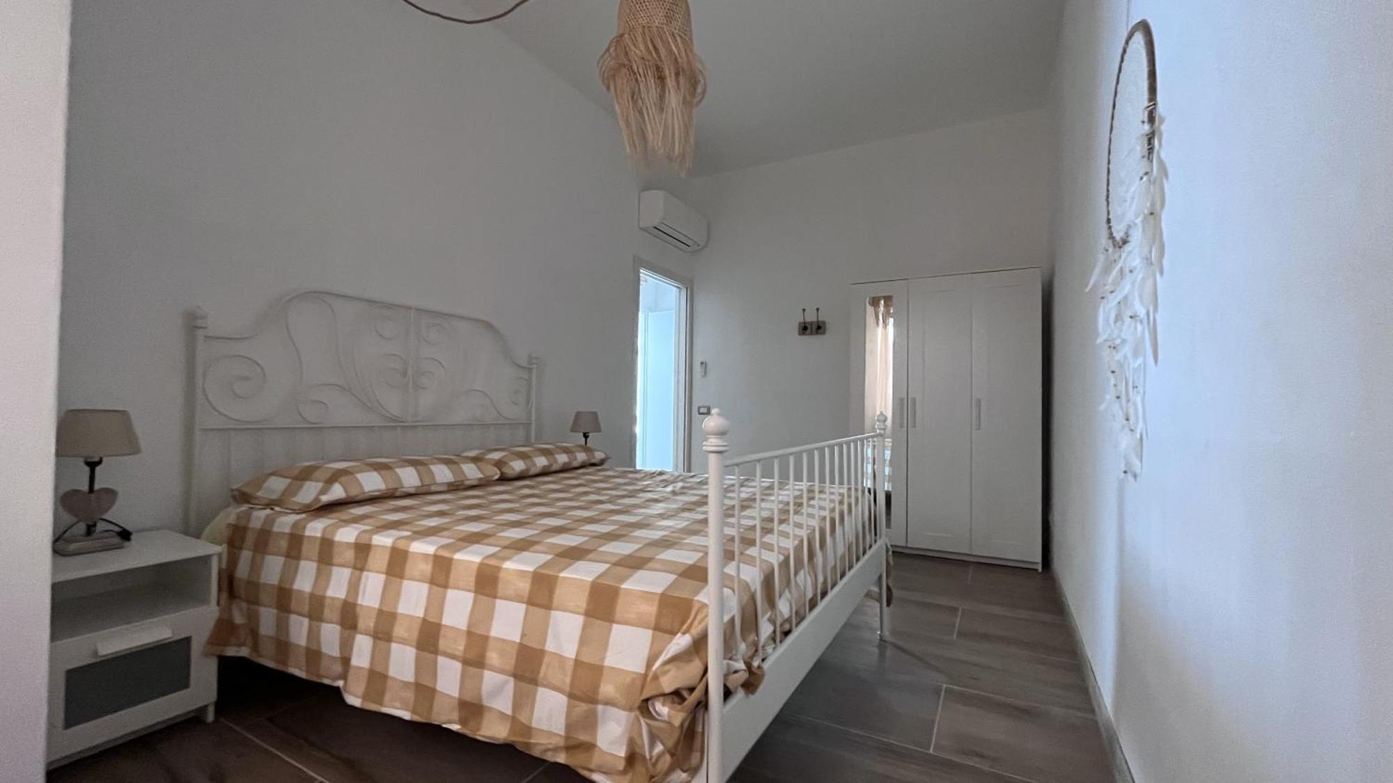 Paradise Lake Views Castro (Lombardy) Exterior foto